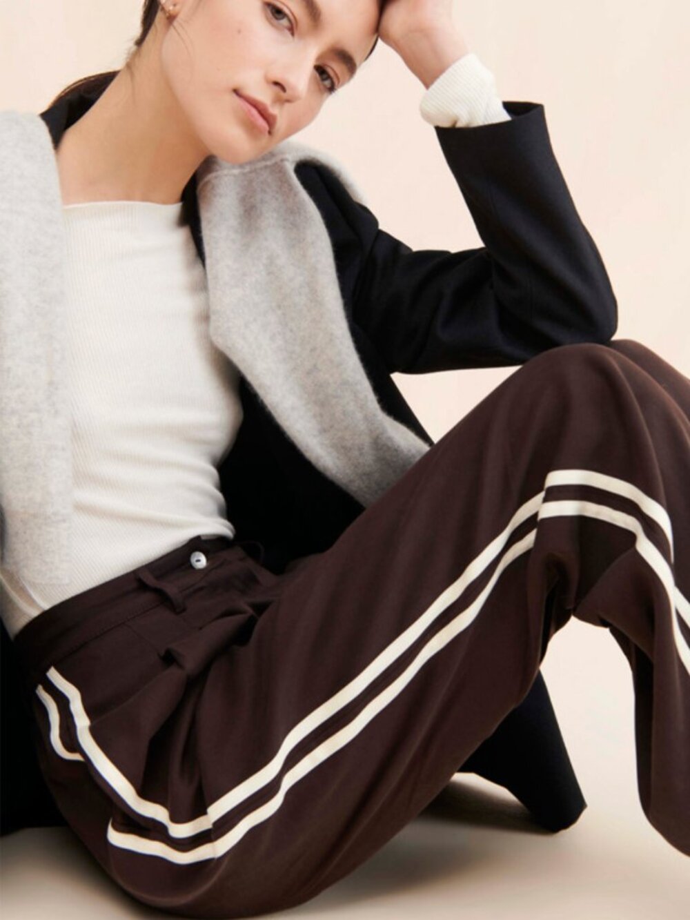 DONNI Twill Pleated Stripe Pants in Brown and White, Size Medium - Picture 2 of 12